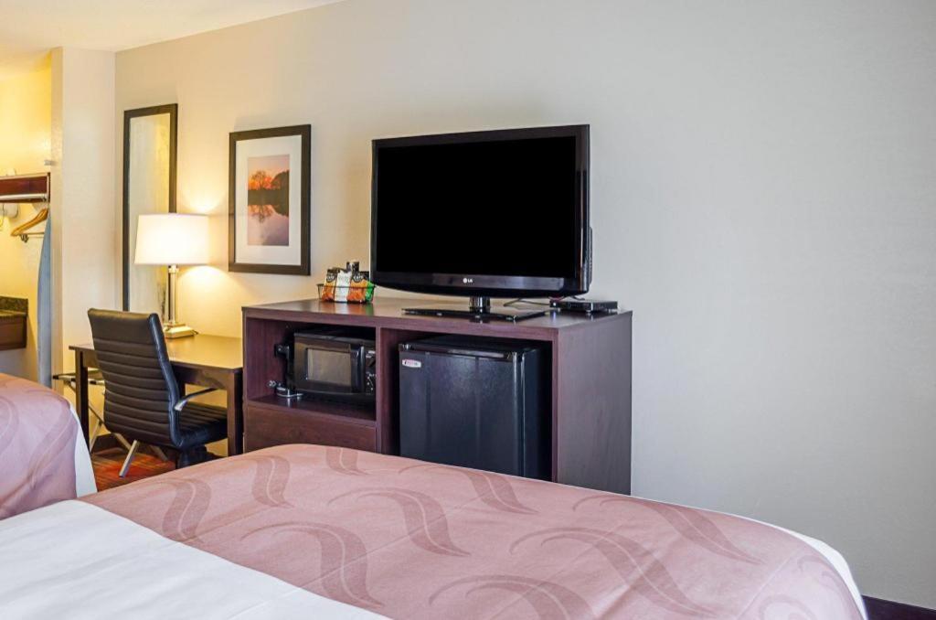 Quality Inn Виксбърг Екстериор снимка